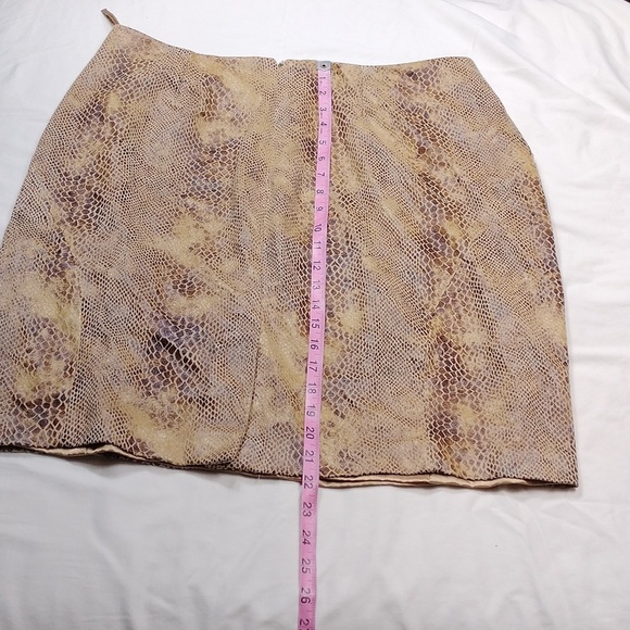 Styled By Sam Saboura Womens Snake Print Skirt Size 18W - Picture 5 of 7